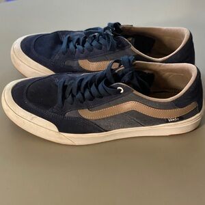 Men’s Vans Size 13